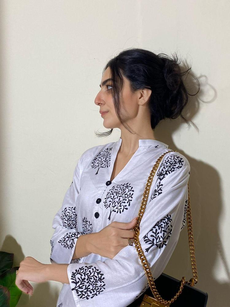 2 PCS Women's stitched linen printed shirt and trouser